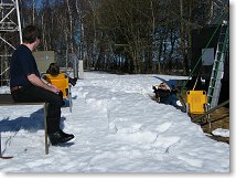 Marten si vybírá další oběť mezi sedacím nábytkem