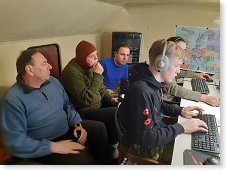 Gauč to kupodivu přežil