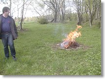 Ohňostrůjce předal svoje dílo laické veřejnosti a spokojeně odchází