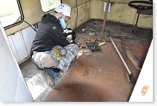 Původní pozink plech naštěstí odolal