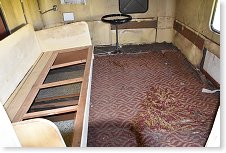 Zbývá vystěhovat válendu potom koberec