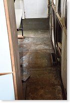 Původní podlaha z pozinku