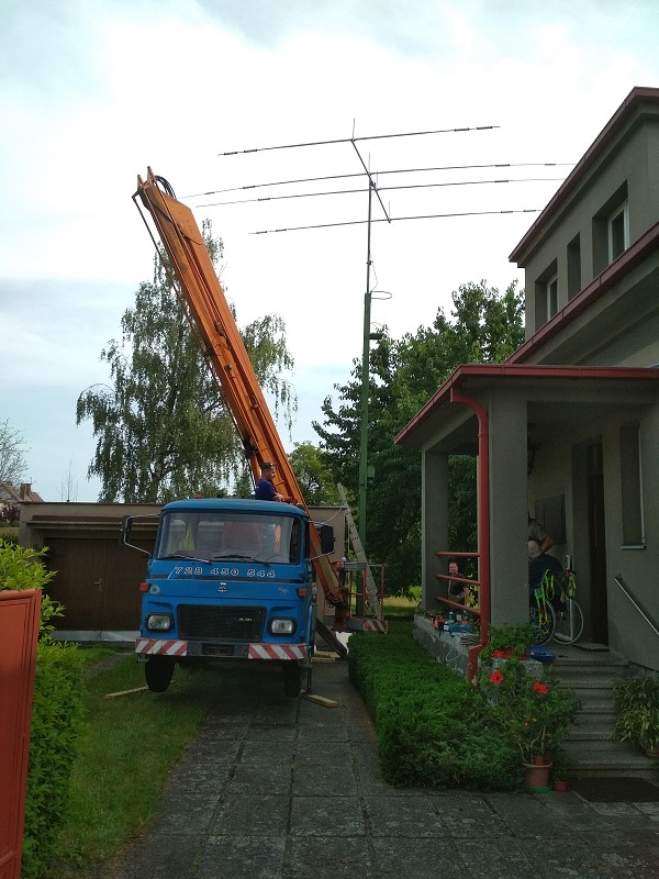 Stavba DHF6 u Míry OK1ND