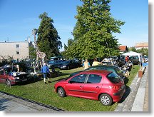 Část blešáku v pátek ráno