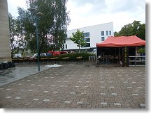 Prší, setkání skončilo...