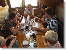 OK1MHW team, Romana, Pavel OK1DNZ a Láďa OK1FCR