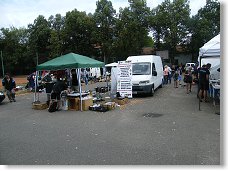 Ani bloumajících čumilů už není odpoledne tolik