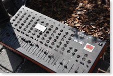 Mixpult včetně dobového artefaktu