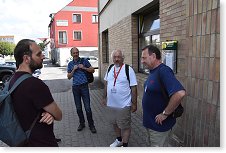 Před restaurací s OK1DOM