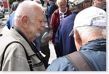 Ivan OK1MOW mezi kamarády