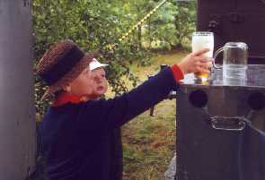 Honzík u kniplu (36kB)