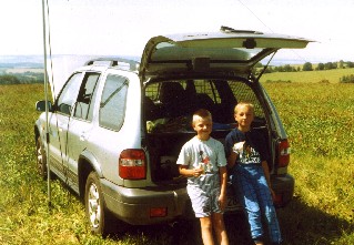 Junioři po závodě (210kB)