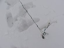 Jako kotva se hodí i lyžařská hůlka                                                                                                                     