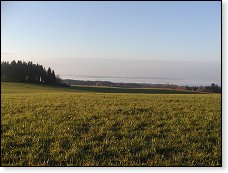 Přivítala nás inverze s krásným podzimním nedělním ránem