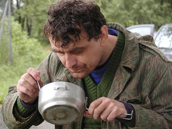 OLYMPUS DIGITAL CAMERA         