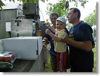 Chceš-li natočit, vysaď si svého výčepního, aby dosáhl na pípu