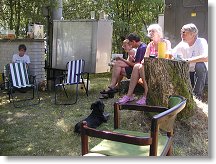 Tomáš (OK1FCR team), Petra+Petr OK1FRG a Slávek OK1AVY s  XYL