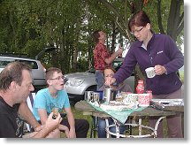 Ivčoun a OK1FCR team u snídaně