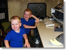 Kubík a Vojta u zařízení