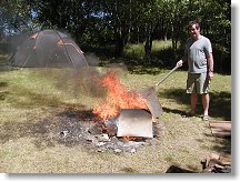 K řízení procesu slouží regulační tyč