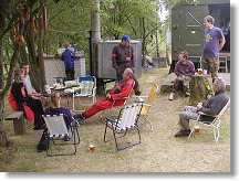 Posezení pod plodícím buřtovníkem