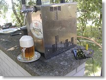 Nechat spadnout trochu pěnu, dotočit a je možno expedovat