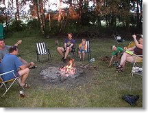 Klasika všech klasik - opékání buřtů, nebo vuřtů??, no prostě špekáčků