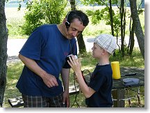 Vojta instruuje Láďu OK1FCR před ROB