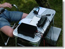 Ta krabice na zemi je mohutný akumulátor