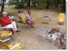 Poslední, nedělní opékání a balíme