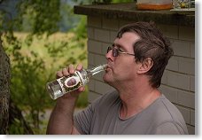 Martin OK1CMA degustuje letošní Bohušovici