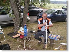 Jirka OK1VJN připravule svoje portable nádobíčko pro satelitní provoz