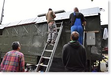 Buduje se stříška