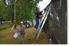 MHW a FRD osazují stříšku