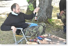 Honza OK1JD bastlí nějakou drátovku