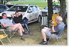 Dva bývalí tesláci a Ivan