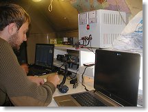 Honza OK1JD dělá suport Lukášovi OK1MHW