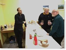 Honza má v pátek první zákazníky