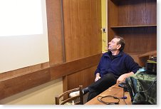 Projektor funguje, Ivan je spokojen...