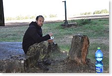 Honza si dává obcerstvovací pauzu