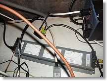 Coupler pro oba lineáry, černá krabička vedle s cinchi je sdružovač ss smyček. Designed by OK1DNZ