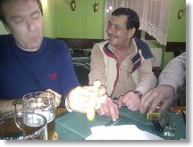 Pepa OK1AWG, excelentní telegrafista, umí zahrát kdykoliv na cokoliv